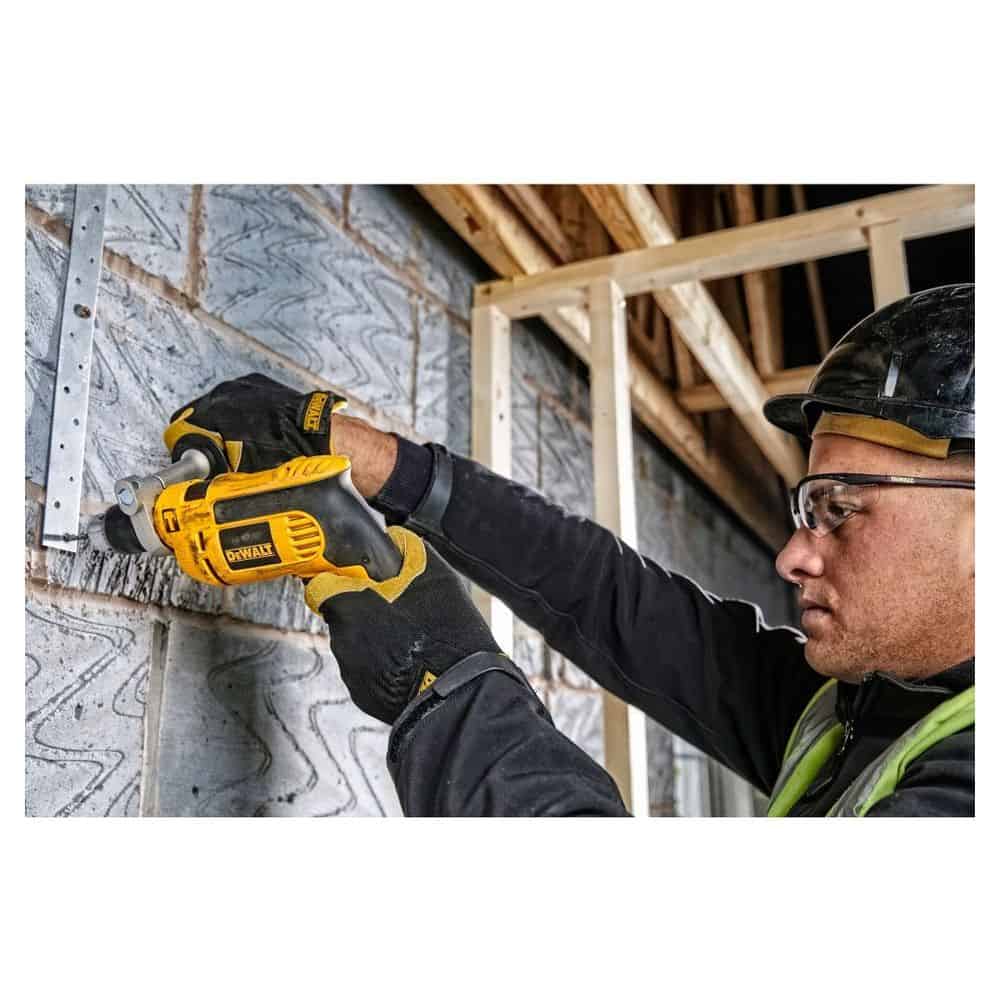 DEWALT DWD024-B5 220V PERCUSSION DRILL 705W, 13MM